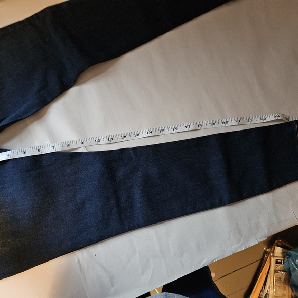 Old Navy super skinny jeans - Picture 3 of 7